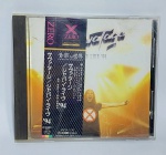 CD - Conservado e original COMPACT DISC - ZERO X - SAVATAGE - LIVE '94 - Ano: 1994 - MADE IN JAPAN - PRENSA JAPONESA - CBS - Acompanha encarte. Medida: 14 cm x 12 cm x 1 cm.