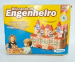 Brinquedo Pedagógico - blocos de montar - BRINCANDO DE ENGENHEIRO - XALINGO - Mais de 120 peças - Acondicionado na caixa original. Medida: