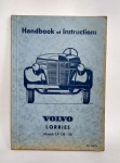 RARO - Original Livro - Handbook of Instructions - VOLVO Lorries Models LV 130-138 - Ano: 1945 - Possui 76 Páginas com ilustrações, mapas de instruções e textos - Item para colecionador - conservado - Brochura - Idioma: Inglês - Medida: 21 x 15 cm.