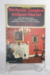 Antigo Livro - THE KOVELS' COMPLETE ANTIQUES PRICE LIST - Tenth Edition - by: Ralph e Terry Kovel - Edição 1977-1978 - Possui 726 páginas conservadas e ilustradas em cores - Medida: 20 x 14 x 3 cm.