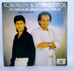 Disco de Vinil Original - LP - ROBERLEY e DAVID SANTOS - As feras da música sertaneja - ''JAMAIS TE ESQUECEREI'' - 1990 - Conforme fotos - Medida: 31 x 31 cm.