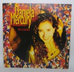 Disco de vinil - Lp - Daniela Mercury - Música De Rua - Ano: 1994 - Sony Music - Possui encarte com letra das músicas em bom estado - Disco em bom estado, sem arranhões, conforme fotos - Medida: 31 x 31 cm.