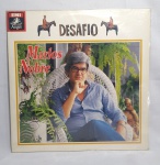 Antigo e Original Disco de Vinil  de Acervo - LP - Desafio MARLOS NOBRE - Ano: 1984 - Disco em ótimo estado - Acompanha encarte - Conforme fotos - ACERVO do violinista, cantor e compositor Jararaca (José Luiz Calazans) e de seu filho Luiz Calazans -Medida: 31 x 31 cm.