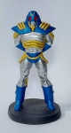 DC COMICS - Linda miniatura em metal pintada à mão representando - ANTI-MONITOR - Coleção Super Heróis - Edição especial - Eaglemoss Collections - Acompanha revista - Medida: 14 cm de altura x 7 cm de diâmetro de base.