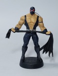 DC COMICS - Linda miniatura em metal pintada à mão representando - BANE - Coleção Super Heróis - Edição especial - Eaglemoss Collections - Acompanha revista - Medida: 10 cm de altura x 7,5 cm x 4,5 cm de diâmetro de base.