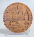 EXPO' 92 -  Belíssima, grande e rara medalha em bronze comemorativa - EXPOSICION UNIVERSAL SEVILLA 1992 - Imagem em alto relevo da cidade de Sevilla - Espanha - Medida: 80 mm de diâmetro x 8 mm de espessura - Peso: 250 gramas.