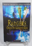 Livro de Coleção - RANGERS ORDEM DOS ARQUEIROS - Livro 5 - FEITICEIRO DO NORTE - por John Flanagan - Editora: Fundamento - Mais de 1 milhão de cópias vendidas - Possui 288 páginas conservadas - Português - Medida: 23 x 16 x 3 cm.