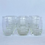 Lote com 9 (nove) copinhos para shot em vidro em formato de barril. Med. 7cm de altura.