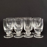 Lote com 8 taças para licor em vidro sendo 5 foscas e 3 transparentes, med. 7cm de altura