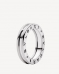 BVLGARI. Lindíssimo anel unissex da badalada grife Italiana Bvlgari. Um ícone da joalheria. Anel ...