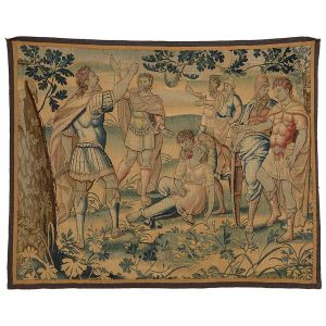 <b>Tapeçaria Aubusson</b>, representando figuras medievais em paisagem de floresta com figura feminina ao centro recaída sobre os braços de guerreiro. Séc. XIX / XX. Med. 126 x 159 cm