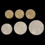 <b>Conjunto de 6 moedas em prata</b>. Edição comemorativa oficial para os jogos da Copa do mundo de futebol 1978. Emitidas pelo Banco Central da Argentina. Peso total 64 gramas.