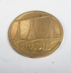 Medalha Casa da Moeda Brasil Monumento 3 Poderes Brasília. Metal dourada 29mm, Borda lisa
