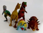 Coleção de 5 Dinossauros diversos, confeccionado em vinil.