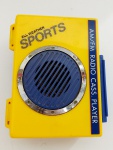 Antigo rádio Walkman - All Weather Sports - Radio Am/fm, e Fita Cassete Medida: 12,5 x 10 x 5 cm.