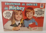 Brinquedo Antigo Escovinha De Dentes Do Mickey Estrela- Anos 70/80 em muito bom estado de conservação.