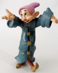 Mini estátua Dunga de Walt Disney Branca de Neve dançando Dopey & Sneezy