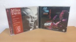 2 CDs: B. B. KING / MILES DAVIS  **SINAIS DE USO E TEMPO NA CAPA, MAS NADA GRITANTE