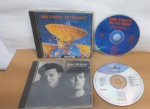 DOIS CDs:  DIRE STRAITS / TEARS FOR FEARS * SINAIS DE USO E TEMPO NA CAPA, MAS NADA GRITANTE