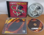 DOIS CDs: SLASH'S SMAKEPIT / LENINE OLHO DE PEIXE  * SINAIS DE USO E TEMPO NA CAPA, MAS NADA GRITANTE