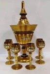 Magnífico  e antigo conjunto em vidro, padrão veneziano de 7 peças com riquíssima aplicação em ouro