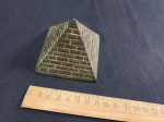 PIRAMIDE DE BRONZE