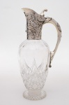 Claret Jug, jarra de cristal com prata alemã. Altura: 29 cm.