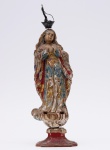 Imagem de Nossa Senhora da Conceição em madeira policromada. Faltam as mãos. Brasil século XIX. Altura: 34 cm.