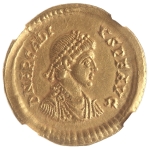 Império Romano do Oriente, Solidus, AD 383-388. Ouro. RIC IX 70c3. NGC AU. 21mm, 4.5 g. Constantinop
