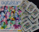 **ÁLBUM - Álbum de figurinhas DIGITAL STARS - acompanha 40 envelopes de figurinhas.