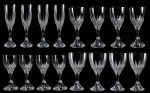 CHRISTOFLE MODELO CATHEDRALLE  C0M MARCAS DA MANUFATURA - LUXUOSO CONJUNTO COM 24 TAÇAS EM CRISTAL MODELO  CATEDRALLE. COMPOSTO POR 6 FLUTES PARA CHAMPAGNE (20,5 CM), 6 TAÇAS PARA ÁGUA (19,5 CM), 6 TAÇAS PARA VINHO TINHO (18,5 CM) E SEIS TAÇAS PARA VINHO BRANCO (16,5 CM). SÃO TAÇAS DE GRANDE LUMINESCENCIA, CRISTAL TRANSLUCIDO DE EXCEPCIONAL QUALIDADE. A BASE ROBUSTA FORMA UM HARMONIOSO CONJUNTO APRESEENTANDO=SE EM OPOSIÇÃO AO BOJO.  IMPECAVEIS E BELISSIMAS. FRANÇA, SEC. XX.