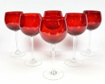 Lote composto por 6 taças para vinho na cor vermelha com 21 cm de altura.