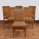 Conjunto com 6 cadeiras em madeira nobre estofadas, 99 x 45 x 48 cm.