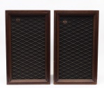 Par de caixas Acústicas/om  CCE Collaro modelo R-10 década de 1970 -  Medida: 33x38,5x 66,5 cm