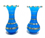 BACCARAT OPALINA - Par de Magníficos e Sofisticados vasos em opalina francesa na cor azul turquesa,