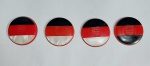 BERTISA - Lote de 4 antigos botões 2 camadas representando,  Flamengo. Medida: 3,9 cm.