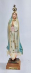 PORTUGAL - Antiga e linda Imagem religiosa de Nossa Senhora de Fátima do tempo . O manto muda de cor indicando o tempo. Coroa em metal, estrutura em plástico rígido e material hidroscópico. medida: 18 cm de altura x 6 cm x 4 cm.