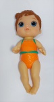 Linda e conservada boneca Baby alive cauda de sereia - 2019 - Hasbro - Made in Vietnam. Borracha e plástico rígido - Cabeça, braços e pernas articuladas. Medida: 27 cm de altura. OBS: Não acompanha à cauda.