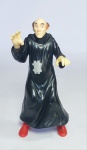 Conservado boneco representando - Gargamel dos Smurfs - Cabeça e braços articulados - PVC - Medida: 13 cm de altura.
