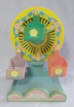 Antiga e Linda Roda Gigante Musical à Corda Coleção de Ursinhos - Tyco Bitsy Bears - Musical Bearris Wheel - Produro Importado - 1991 - Estrutura em plástico rígido - Fab: Tyco Industries. Medida: 22 cm alt x 15 x 15 cm.