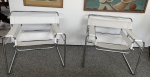 Par de Poltronas Estilo Wassily Arm Chair By  MarcelARCEL Breuer  For Knoll , 1970S (couro ico ecológico ) medidas 73 cm altura total x 78 cm de largura x 73 cm profundidade