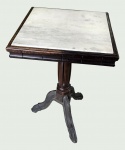 Linda mesa de bar começo do século original de época pé de ferro fundido tampo de mármore Medida 57cm x 57cm  x 74 cm