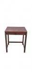 Design - Linda mesa lateral feita em madeira nobre maciça e folheada. Peça em estado original. Medidas 55cm x 55cm x 65cm. Vendida no estado