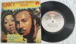 Funky Soul & Black Music EP 7" 4 Faixas 1977 Funk P-Funk Muito bom Estado. 7" EP 4 Faixas casablanca records.  Inclui "Cameo - Post Mortem". Capa em bom estado com amassos. Disco em muito bom estado .