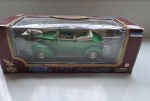 LMS 0002 - Ford Convertible verde, 1937, 1/18, Road Legends, metal, na caixa conforme fotos