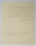 LOTE RETIRADO ATENDENDO INTERESSE DO ARQUIVO NACIONAL. REVOLUÇÃO FARROUPILHA - DUQUE DE CAXIAS  CARTA DO DUQUE DE CAXIAS, ENTÃO BARÃO DE CAXIAS, DATADA DE 1844 DANDO POSSE AOS VEREADORES ELEITOS EM CAMPOS DE PEDRO FAGUNDES. NESSA ÉPOCA ENQUANTO COMBATIA OS FARRAPOS DUQUE DE CAXIAS ERA PRESIDENTE DA PROVÍNCIA DO RIO GRANDE DO SUL E COMANDANTE EM CHEFE DO EXÉRCITO NA PROVÍNCIA. NOTA: Duque de Caxias (1803-1880), conhecido como Luiz Alves de Lima e Silva foi um patrono do Exército e militar. Nasceu na Fazenda de São Paulo, na então província do Rio de Janeiro no dia 25 de agosto de 1803, faleceu na Fazenda Santa Mônica, estação de Desengano, hoje Jiparaná, Rio de Janeiro no dia 7 de maio de 1880. Com apenas 15 anos de idade ingressou na Escola Militar tornando-se alferes, realizando com brilho o curso na Escola Militar. Obteve o posto de Tenente em 1821. Tomou parte da Campanha da Bahia lutando contra as tropas portuguesas que se negavam a reconhecer a Independência do Brasil. Seguiu para Montevidéu afim de combater Lavalleja em 1825, tendo já o posto de Capitão. Sufocou a Brilada em 1832. Já no Posto de Coronel em 1839, foi incumbido de governar o Maranhão, conseguindo derrotar a Balaiada. Regressou ao Rio de Janeiro em 1841, sendo logo solicitado para combater os revoltosos da província de São Paulo, do qual foi nomeado Vice-Presidente. Conseguiu pôr termo à Guerra dos Farrapos, depois de ter sido nomeado Presidente do Rio Grande do Sul e Comandante Chefe das Forças Armadas, que operavam naquela província; Senador em 1845. Foi nomeado para a Pasta da Guerra em 1855, e Presidente do Conselho em 1862; foi promovido a Marechal Graduado no mesmo ano. Coube a Caxias um papel incomparável na vitória dos aliados, com a eclosão da Guerra do Paraguai. Demonstrou todo o seu gênio militar quando assumiu o Comando da Campanha, no afastamento de Mitre. Após importantes vitórias, cansado e doente, retirouse do campo de luta. Retornou ainda ao Senado e foi Conselheiro de Estado Extraordinário. Em 23 de Março de 1869, recebeu o título de Duque. O dia do seu nascimento foi consagrado ao dia do soldado brasileiro. Seu nome era Luiz Alves de Lima e Silva.