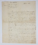 LOTE RETIRADO ATENDENDO INTERESSE DO ARQUIVO NACIONAL.CARTA DE PAULO BARBOSA DA SILVA, MORDOMO DA CASA IMPERIAL ESCRITA EM 9 DE JUNHO DE 1842 DIRIGIDA AO CORONEL ALVARES DE TOLEDO RIBAS, GUARDA ROUPA DE SUA MAJESTADE IMPERIAL DANDO INSTRUÇÃO DA PARTE DO SOBERANO SOBRE A CAUDELARIA IMPERIAL (CRIAÇÃO DE CAVALOS DESTINADOS A CASA IMPERIAL) E AUTORIZANDO DESPESAS NO ANO FINANCEIRO DE ATÉ CINCO CONTOS DE RÉIS. EXCERTOS DO TEXTO: ILMO SR. TIVE A HONRA DE BEIJAR AS MÃOS DE SUA MAGESTADE E ALTEZAS IMPERIAIS DA PARTE DE VOSSA SENHORIA A QUE ACOLHERAM COM A BENIGNIDADE QUE LHES É PRÓPRIA. RESPONDENDO AOS SEUS OFICIOS DE 10 DE MARÇO, 5 DE ABRIL E 17 DE MAIO QUE TIVE A HONRA DE LEVAR A AUGUSTA PRESENÇA DE VOSSA MAGESTADE IMPERIAL. SIGA AS ORDENS DO MESMO AUGUSTO SENHOR, 1 - PODE CONSERVAR O CONSELHEIRO MENDES RIBEIRO NO PALÁCIO DA CACHOEIRA DA MESMA MANEIRA COMO TEM ESTADO ATÉ AGORA. 2  QUE SUA MAGESTADE IMPERIAL APROVOU AS OBRAS E CONSERTOS APRESENTADAS POR VOSSA SENHORIA EM SEU ÚLTIMO OFÍCIO. 3- QUE VOSSA SENHORIA VÁ COMPRANDO ÉGUAS ATÉ O NÚMERO DE CINCOENTA PARA AUMENTAR A CRIAÇÃO DO GADO CAVALLAR E QUE SEJAM BEM ESCOLHIDAS. 4-QUE VOSSA SENHORIA PROCEDA A VENDA DAS ÉGUAS VELHAS E PODROS DEFEITUOSOS QUE SE POSSAM DISPENSAR DOS CUSTOS. 5  QUE FAÇA AMANSAR OS DOZE POLDROS QUE TEM DO ANNO DE 1837, E QUE QUANDO ESTIVEREM EM ESTADO DE DESCEREM PARA CORTE ME ESCREVER. ...DEUS GUARDE A VOSSA SENHORIA MORDOMIA DA CASA IMPERIAL 4 DE JUNHO DE 1842. NOTA: O COROREL TOLEDO RIBAS era irmão da Viscondessa de Castro portanto tio da MARQUESA DE SANTOS; O CONSELHEIRO JOÃO LOPES MENDES RIBEIRO Contraiu segundas núpcias com D. Mariana de Toledo Ribas, filha de José Bonifácio Ribas e D. Ana Maria de Toledo, sendo irmã de D. Escolástica Bonifácia de Toledo Ribas, Viscondessa de Castro, e tia da Marquesa de Santos. PAULO BARBOSA DA SILVA, MORDOMO DA CASA IMPERIAL:  pois nasceu a 25 de janeiro de 1774, Paulo Barbosa da Silva era filho do Coronel de milícias Antonio Barbosa da Silva e Ana Maria de Jesus, filha de Antonio Ribeiro Pinto. Aos 14 anos entrava para o exército português no Brasil na categoria de cadete, em que se viu efetivado em 1808. sua promoção a alferes deu-se durante 1810. Matriculou-se na Academia Militar em 1818. No ano de 1819 ascendia ao posto de tenente e em 1822 ao de capitão. Nesta graduação passou para o Imperial Corpo de Engenheiros. Destinado para estudos, em 1825 realizou uma viagem à Europa, onde de novo se encontrou em 1829, não como militar, mas partícipe do problema complicado que acabou sendo o segundo casamento de D. Pedro I. Caindo o extraordinário José Bonifácio de Andrada e Silva, exerceu Paulo Barbosa da Silva o cargo de mordomo da Casa Imperial. Dom Pedro II em 1840, confirmou-o nesta posição, quando transpusera ele em 1837 o posto de major e, em 1839, o de tenente coronel. Então deputado, Paulo Barbosa da Silva achava-se profundamente empenhado nas intrigas partidárias da monarquia. O povo atribuía-lhe desmedida capacidade de remexer as águas turvas da política, e, à sua residência denominada anonimamente o Clube da Joana, acorriam os amantes dos fuxicos no começo do reinado de Dom Pedro II, imperador jovem ainda e inexperiente quiçá. Em 1843, Paulo Barbosa da Silva, no auge de sua carreira na corte, é promovido a coronel e um ano depois reformado como brigadeiro. É a época em que, por iniciativa do major Julio Frederico Koeler, que se manifestara antigo defensor da colonização germânica da Serra da Estrela, adere à causa do incansável fundador de Petrópolis, com o qual assina um contrato em sua qualidade de mordomo da Casa Imperial  não conforme engano de impressão do mesmo em folhetinho  como decreto.Seria isto se houvesse sofrido debates e emendas no Parlamento, para depois de sua aprovação ir à firma de S.M. D. Pedro II, Imperador do Brasil. Instrumento particular, nele o mordomo da Casa Imperial Paulo Barbosa da Silva, aluga ao major Julio Frederico Koeler, sob condições claras e determinadas, a fazenda que adquirira Dom Pedro I chamada Córrego Seco, em cujo interior ninguém jamais pensara erguer cidade nenhuma, até que o ilustre e decidido colonizador alemão o fizesse. Ameaçado de morte e odiado por certos políticos do segundo reinado, Paulo Barbosa da Silva vê-se meio forçado pelos amigos, a exercer cargo na diplomacia. Esteve na Rússia, Alemanha, Áustria e, muito enfermo, França, onde lhe caiu a demissão da função em 1851. Regressou ao Brasil no ano de 1854, para voltar à mordomia  agora sem a autonomia e a importância do passado  e morrer a 28 de janeiro de 1868. Embora não lhe compita o título de o fundador de Petrópolis, não há dúvida que ele se apaixonara pelo ideal de Júlio Frederico Koeler e lhe consagrou todo o seu prestígio, por sinal nada pequeno, ao dar-se o primeiro avanço no projeto de levantar-se aqui uma cidade privilegiada.  Seja lá como for, o certo é que Paulo Barbosa da Silva, não só entre os petropolitanos, mas também no âmbito dos estudiosos dá política durante o período monárquico, sempre despertou interesse e nunca deixou de ser objeto de polêmica.  Numa outra vertente, Alberto Rangel no seu  No Rolar do Tempo, vol. 6 da Coleção Documentos Brasileiros, ocupa-se de Paulo Barbosa da Silva, valendo-se das impressões de diplomatas franceses que estiveram no Rio de Janeiro dos anos 40 e 50 do século XIX e que acompanharam o desempenho do Mordomo da Casa Imperial da urdidura da trama política no alvorecer do Segundo Reinado. O Conde Ney, por exemplo, em nota de 24 de março de 1844 ao governo de França, comentava que Paulo Barbosa havia se tornado procurador do Príncipe de Joinville e que era um dos homens mais influentes da corte. Disse que o Clube da Joana era sinônimo de poder e que ele funcionava na casa de campo de Paulo Barbosa da Silva, em São Cristovão. Era difícil avaliar-se até onde o Mordomo se ocupava dos temas políticos; mas era incontestável que na altura ele estava muito ligado ao Ministro do Exterior, a quem dava conselhos. Segundo o parecer de Ney, Barbosa era um homem prudente que não se comprometeria com facilidade e que apesar de seus freqüentes encontros com o Imperador, mantinha-se sempre reservado na presença deste. Era o que se poderia chamar um songa-monga, o patriarca do tipo clássico do político. Quem sai aos seus não degenera.  A 4 de abril voltava o Conde Ney, sempre se ocupando do mesmo tema: M. Paulo Barbosa começa a se tornar um homem muito importante, pelo que eu o faço conhecer a V. Excia. seu pai era coronel: ingressando ainda jovem no serviço militar, serviu na cavalaria e depois na engenharia e veio para o Rio de Janeiro como tenente nesta arma. Ele se aliou a inúmeros republicanos célebres da época e redigiu com eles um jornal denominado A Verdade. Ele estaria muito feliz nos dias que correm se jamais tivesse escrito para tal periódico, já que ali maltratara fortemente o primeiro imperador. Não se sabe como ele obteve anteriormente permissão para viajar a Paris com uma dezena de jovens oficiais brasileiros, que aí foram se aperfeiçoar nos estudos de engenharia e artilharia. Ele foi encarregado a seguir de exercer algumas missões diplomáticas em Paris e Viena e finalmente voltou à pátria antes do 7 de abril; tomou parte então numa revolução conduzida pelo senhor Aureliano, ao qual estava ligado e que o nomeou Mordomo. Suas funções fizeram-no aproximar-se sobremodo do Imperador, menino ainda quando da partida de seu pai. Tal contato fez com que Paulo Barbosa exercesse certa influência sobre o espírito do jovem monarca, sobre o meio palaciano e sobretudo sobre o tutor do pequeno imperador, o senhor de Itanhaem, homem fraco e desprovido de meios:  a administração das terras imperiais tornou-se mais regular, cresceram as rendas e desse ponto de vista, nada mais resta que aplaudir a maneira com que o senhor Barbosa cumpria suas funções. Ele tornou-se então capitão de engenheiros; mas levando-se em conta que o Imperador tão jovem ainda, havia já aprendido a conduzir-se conforme seu pai, o coração de S. Majestade tornou-se inacessível à amizade e assim o senhor Barbosa teve seus passos de certo modo bloqueados, tendo que fazer alguns malabarismos para manter-se no cargo. Teve entre os poderosos e influentes de então muitos invejosos que ele soube neutralizar, deixando manhosamente de se envolver nos negócios públicos, limitando-se apenas às suas ocupações no âmbito da economia. O tempo que ele passou na França e a educação que ai recebeu, deixaram-lhe uma boa lembrança do nosso país, o que o impedia de ocultar sua simpatia pela Legação da França. Na oportunidade da primeira viagem do Príncipe de Joinville ao Brasil, o sr. Barbosa não poupou esforços para receber condignamente o filho do Rei dos franceses, que havia dado asilo, segundo ele, ao pai de seu Imperador! Durante toda a estada do Príncipe no Brasil, Paulo Barbosa desdobrou-se em zelo e atenção e eu creio que S. Alteza Real, tomou-se de amizade por ele. Desde essa época, o sr. Barbosa sonhou com o casamento de S. Alteza Real com a Princesa Francisca e este desejo, que o preocupava, fez ainda mais aumentar suas relações com o sr. Barão Rouen. O casamento realizou-se e o Príncipe, reconhecido aos bons serviços que lhe foram prestados pelo Sr. Barbosa, nomeou-o seu procurador, com poderes para cuidar de seus interesses e remeter suas rendas à França. Entretanto, o sr. Barbosa tornou-se Coronel de Engenheiros acumulando inúmeras outras funções. Ele acabou por ser promovido a General, aposentando-se com uma pensão conveniente. O depoimento insuspeito do representante diplomático da França no Rio de Janeiro de 1844, dá bem a dimensão do perfil psicológico de Paulo Barbosa da Silva. Contemporâneo do alvorecer do projeto Petrópolis, o Conde Ney si quer tangencia o tema, o que leva a crer que à época, o assunto não despertava o mínimo interesse nas altas esferas do poder. O tema Petrópolis, deveria estar circunscrito à epígrafe administração dos próprios imperiais, em cuja função, segundo o Conde Ney, Paulo Barbosa da Silva, no cargo de Mordomo, dera provas de incontestável talento, já que aumentara sobremodo as rendas de S. Majestade.