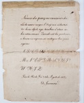 LOTE RETIRADO  ATENDENDO INTERESSE DO ARQUIVO NACIONAL - PRINCESA DONA JANUÁRIA DE BRAGANÇA (RIO DE JANEIRO 1822  NICE FRANÇA 1901)  IRMÃ MAIS VELHA DO IMPERADOR DOM PEDRO II - IMPERADOR DO BRASIL -  DEVERES ESCOLARESDE DONA JANUÁRIA - DEVERES ESCOLARES DA PRINCESA QUE ASSIM COMO SEU IRMÃO DOM PEDRO II FOI EDUCADA COM PADRÕES RÍGIDOS DE FORMAÇÃO. A TAREFA ESCOLAR DA PRINCESA DONA JANUARIA É UM CONJUNTO DE PRINCÍPIO, FILOSOFIA E CALIGRAFIA. EXCERTOS DO TEXTO: NUNCA DOS PRAZERES EXCESSIVOS DEIXARÃO DE NASCER MAGOAS. O DESEJO MUI VIOLENTO DE OBTER UM OBJETO CEGA TAMBÉM A ALMA SOBRE OUTRAS COUZAS. QUANDO NÃO HÁ PRUDÊNCIA A HONRA E AS RIQUEZAS SÃO VANTAGENS BEM POUCO SEGURAS. SEGUE UM EXERCICIO DE ALFABETO COM BELAS LETRAS ESTILIZADAS E ASSINA PAÇO DO RIO DE JANEIRO A 21 DE AGOSTO DE 1832. ASSINA DONA JANUÁRIA.  EM 26 DE FEVEREIRO DE 1833 CONTAVA A PRINCESA NESSA ÉPOCA COM 10 ANOS DE IDADE. CURIOSAMENTE O TEXTO DA TAREFA PREVINE CONTRA OS DESEJOS OBSTINADOS E A AMBIÇÃO DESMEDIDA POR ELES E A VIDA DE DONA JANUÁRIA FOI SEMPRE PERSEGUIDA COM OS DISSABORES QUE EMANARAM DE DESEJOS DESSE TIPO VINDOS DOS QUE A CERCAVAM. JÁ EM 1836 DEPUTADOS LIBERAIS DESEJAVAM TORNA-LA REGENTE DO REINO PELA POUCA IDADE DE SEU IRMÃO DOM PEDRO II. A INSTABILIDADE DO BRASIL PRESTES A FRAGMENTAR-SE PRINICIPALMENTE PELA FALTA DE UMA FIGURA SEDIMENTADORA E UNIFICADORA DA NAÇÃO  LEVOU A INÚMERAS CORRENTES POLÍTICAS. HAVIA OS RESTARUADORES QUE DESEJAVAM O RETORTO DE DOM PEDRO I  (OSÉ BONIFÁCIO FOI ACUSADO DE SER O MENTOR DESSA IDÉIA E POR ISSO EXILADO) MAS  COM A MORTE PREMATURA DE DOM PEDRO I EM 1834 ESSE PLANO MALOGROU, DEPOIS VEIO O PALANO DA REGÊNCIA DE DONA JANUÁRIA, A PRINCESA DA INDEPENDÊNCIA (PORQUE NASCEU EM 1822) QUE ERA DEFENDIDA POR DEPUTADOS LIBERAIS. FINALMENTE A MELHOR OPÇÃO, A ANTECIPAÇÃO DA MAIORIDADE DO IMPERADOR MENINO AOS 14 ANOS (GOLPE DA MAIORIDADE) QUE MANTEVE UNIDO O BRASIL E O LEVOU A UM LONGO REINADO DE PROSPERIDADE E DESENVOLVIMENTO. DEPOIS DISSO O CASAMENTO DE DONA JANUÁRIA COM O AMBICIOSO CONDE DE ÁQUILA. DONA JANUÁRIA ATÉ O NASCIMENTO DE UM HERDEIRO DE DOM PEDRO II ERA A HERDEIRA PRESUNTIVA E PORTANTO A PRINCESA DO BRASIL, QUANDO SE CASOU UMA LEI PROIBIA A PRINCESA E SEU MARIDO O CONDE DE AQUILA DE DEIXAR O BRASIL SEM PERMISSÃO. MAS TANTAS FORAM AS RUSGAS CAUSADAS PELO TEMPERAMENTO DIFÍCIL DO CONDE DE AQUILA E AS INTRIGAS QUE O ACUSAVAM DE ALMEJAR A POSIÇÃO DO IMPERADOR QUE ACABARAM RECEBENDO PERMISSÃO PARA DEIXAR O  BRASIL (O CONDE DE AQUILA AMEAÇOU FUGIR SE NÃO A OBTIVESSE) . O CASAL FOI ENTÃO VIVER NO REINO DAS DUAS SICÍLIAS TERRA DO CONDE. NA VOLTA À EUROPA, O MARIDO DE DONA JANUÁRIA TEVE CERTA ESTABILIDADE ENQUANTO SEU IRMÃO FERNANDO II (1810-1859) REINOU SOBRE AS DUAS SICÍLIAS. O CONDE DE ÁQUILA TEVE UMA VIDA SEM MUITO DESTAQUE NO PAÍS ATÉ QUE SEU SOBRINHO ASSUMIU O TRONO EM MEIO AO MOVIMENTO DE UNIFICAÇÃO ITALIANA CHEFIADO POR GIUSEPPE GARIBALDI (VIDE O DOCUMENTO DE GARIBALBI APREGOADO NESSE LEILÃO)  FRANCISCO II (1836-1894), ENTÃO, NÃO FOI TÃO COMPLACENTE COMO D. PEDRO II, SEU TIO BRASILEIRO, E CONDENOU O CONDE DE ÁQUILA AO EXÍLIO. D. CARLOS TASSO CITA O ESTUDIOSO ITALIANO MICHELE TOPA QUE AFIRMA QUE ESTAVA CLARO QUE O CONDE QUERIA DEPOR O SOBRINHO E CRIAR UMA REGÊNCIA PRESIDIDA, CLARO, POR ELE MESMO. O CONDE DE ÁQUILA QUE ASPIRE AO TRONO DO BRASIL, TERIA DITO O SOBRINHO NA OCASIÃO. FRANCISCO II, ENTRETANTO, ESTAVA ALIVIADO DE TER SE LIVRADO DO TIO. TIO ESSE QUE HAVIA FRACASSADO TRIPLAMENTE: COMO COMANDANTE DA FROTA, COMO PRESIDENTE DO CONSELHO NAVAL E COMO GOVERNADOR DA SICÍLIA  ESTE ÚLTIMO CARGO RECEBIDO AINDA DO IRMÃO FERNANDO II, ESCREVE D. CARLOS EM UM TRECHO DO LIVRO. INICIALMENTE O DESTINO DE DONA JANUÁRIA E O MARIDO SERIA LONDRES, NA INGLATERRA, MAS O CASAL FIXOU RESIDÊNCIA EM PARIS, CAPITAL FRANCESA. O ENDEREÇO FOI A CONHECIDA AVENUE DE LIMPERATRICE, 5, E COM A AUTORIZAÇÃO DE NAPOLEÃO III, ENVOLVIDO DIRETAMENTE COM O PROCESSO DE UNIFICAÇÃO DA ITÁLIA E SENDO ASSIM DOS RESPONSÁVEIS PELA EXTINÇÃO DO REINO DAS DUAS SICÍLIAS. O PADRÃO DE VIDA DO CONDE CONTINUOU COMO AINDA VIVESSE NA CORTE  ALIÁS, UMA DE SUAS CASAS NA ITÁLIA ATÉ HOJE É USADA COMO UMA DAS RESIDÊNCIAS OFICIAIS DO PRESIDENTE DA REPÚBLICA, A CHARMOSA VILLA ROSEBERY, EM NAPÓLES. ERA ESSE ESTILO DE VIDA QUE ELE PRETENDIA MANTER COMO EXILADO E QUE LHE CUSTOU O POUCO DINHEIRO QUE CONSEGUIU LEVAR. A CONTA ENTÃO CHEGOU, MÓVEIS E OUTROS OBJETOS CHEGARAM A SER LEILOADOS PARA PAGAR DÍVIDAS E FOI ENTÃO QUE TANTO D. PEDRO II E SUA MADRASTA, A IMPERATRIZ AMÉLIA SEGUNDA MULHER DE D. PEDRO I, CRIARAM UMA REDE DE APOIO PARA AJUDAR O CASAL. NESSE MOMENTO O CONDE DÁQUILA TEVE QUE SE DEFENDER, POIS OS PIEMONTESES NA FRANÇA O ACUSARAM NA CORTE DE NAPOLEÃO III COMO  TRAIDOR DO SOBRINHO E DE TER COMBINADO VÁRIAS TRAIÇÕES COM A MAÇONARIA, ACONSELHANDO SEUS OFICIAIS DE SE RENDEREM. FOI UMA CAMPANHA DENIGRIDORA DO PIEMONTE CONTRA TODOS OS MEMBROS DA FAMÍLIA REAL DUO SICILIANA. OS CONDES DÁQUILA TRANSFERIRAM-SE PARA LONDRES, ONDE, EM 1872, ACONTECE FINALMENTE O ENCONTRO, CERTAMENTE COMOVEDOR, COM D. PEDRO II, D. TERESA CRISTINA E D. FRANCISCA, DEPOIS DE 30 ANOS. FORAM AO CASTELO DE WINDSOR, VISITAR A RAINHA VITÓRIA. EM LONDRES, ALGUNS ANOS MAIS TARDE, ESGOTARAM-SE NOVAMENTE OS RECURSOS FAMILIARES E OS CONDES TIVERAM SÉRIO REVÉS, PASSANDO A VIVER EM ESTADO DE GRANDE PENÚRIA. DESGRAÇADAMENTE O CONDE DE AQUILA ENVOLVEU-SE NUM PROBLEMA DE DÍVIDAS E SEQUESTRO DE BENS, QUE FOI LARGAMENTE DIVULGADO E QUE REPERCUTIU TAMBÉM NEGATIVAMENTE NO BRASIL. O CONDE MORREU EM PARIS, EM 1897 COM A MORTE DO MARIDO, DONA JANUÁRIA SE TRANSFERIU PARA O SUL DA FRANÇA, PASSANDO A RESIDIR COM O FILHO FILIPE. ELA SOBREVIVEU À QUEDA DO IMPÉRIO E AOS IRMÃOS, LEVANDO AO FINAL UMA VIDA POBRE, MAS DIGNA, FALECENDO EM NICE, EM MARÇO DE 1901 AOS 79 ANOS DE IDADE. NO BRASIL, DONA JANUÁRIA É LEMBRADA POR TRÊS CIDADES QUE TRAZEM O SEU NOME MAS É ESQUECIDA PELA MAIOR PARTE DOS NOSSOS COMPATRIOTAS. A BONDOSA PRIMEIRA PRINCESA IMPERIAL DO BRASIL ESTÁ SEPULTADA NUMA MODESTÍSSIMA TUMBA NO CEMITÉRIO DO PÈRE-LACHAISE, EM PARIS, ONDE O MUSGO ENCOBRE ATÉ A INSCRIÇÃO DA LÁPIDE. NOTA-SE EM TRISTE E TOTAL ABANDONO, ME PERGUNTO SE A PRINCESA DONA JANUARIA AO LONGO DESSA VIDA CONTURBADA TENHA LEMBRADO DE SUA LONGINGUA LIÇÃO ESCOLAR NO PALÁCIO DO RIO DE JANEIRO:  O DESEJO MUI VIOLENTO DE OBTER UM OBJETO CEGA TAMBÉM A ALMA SOBRE OUTRAS COUZAS. QUANDO NÃO HÁ PRUDÊNCIA A HONRA E AS RIQUEZAS SÃO VANTAGENS BEM POUCO SEGURAS.   23 CM DE ALTURANOTA: Januária de Bragança (Rio de Janeiro, 11 de março de 1822  Nice, 13 de março de 1901), cognominada "a Princesa da Independência", foi uma Princesa do Brasil, segunda filha do imperador Pedro I do Brasil e da imperatriz consorte Maria Leopoldina da Áustria, era irmã do imperador Pedro II do Brasil e da rainha Maria II de Portugal. De 1835 a 1845, deteve o título de Princesa Imperial do Brasil, como herdeira presuntiva de seu irmão, o imperador Pedro II, que era então menor de idade, e considerou-se a possibilidade de declará-la regente, embora isso nunca tenha se concretizado. D. Januária, nasceu infanta de Portugal, em 11 de março de 1822 no Palácio de São Cristóvão, Rio de Janeiro, Reino do Brasil. Quando nasceu, sua família estava de luto pela morte de seu irmão, João Carlos, Príncipe da Beira, meses antes. Era a segunda filha varoa do então herdeiro do trono português, Pedro de Alcântara, e de sua esposa, a arquiduquesa Leopoldina da Áustria. Por ter nascido no processo da independência do Brasil, foi chamada de "a Princesa da Independência". Seus avós paternos eram o rei João VI de Portugal, e sua esposa, a infanta Carlota Joaquina da Espanha, e os avós maternos eram o imperador Francisco I da Áustria, último monarca do Sacro Império Romano-Germânico, e sua esposa, a princesa Maria Teresa de Nápoles e Sícilia. A princesa cresce ao lado dos irmãos, Maria da Glória, Pedro de Alcântara, Paula Mariana, Francisca e sua meia irmã Isabel Maria, Duquesa de Goiás, filha do seu pai com a amante, Domitila de Castro, Marquesa de Santos. Aos quatro anos de idade, ficou órfã de sua mãe, a imperatriz Leopoldina, depois de abortar um menino, e anos depois vê seu pai casar com a sua nova mãe a princesa Amélia de Leuchtenberg. Aos nove anos de idade, seu pai abdicou como Imperador do Brasil e regressou a Portugal para restaurar a coroa de sua filha mais velha, Maria II, que havia sido usurpada pelo seu irmão mais novo, Miguel I. Januária não acompanha o pai, e fica no Brasil pois ela herdaria o trono caso seu irmão morresse. A princesa continuou a se comunicar com o seu pai por meio de cartas. Ela começou a viver com seus irmãos mais novos e vários tutores e sua infância foi marcada por uma educação rigorosa. Por ser ela, a mais velha dos príncipes que aqui ficaram, também era dela a responsabilidade de dar notícias ao pai e a sua nova mãe. Assim em 1833, a princesa Paula Mariana morreu antes dos 10 anos, Januária através de uma carta relatou o ocorrido ao pai:"Amado, papai. Apesar de nossas constantes súplicas ao céu, nossa querida irmã Paula Mariana foi embora. Não encontramos consolo. Nossa amada irmã não está mais conosco. Além disso, o pequeno Pedro adoeceu gravemente. Chegamos a pensar que ele estava com a mesma febre de Paula Mariana, mas graças a Deus ele melhorou e já está sentado em sua sala de estudos. Para agradecer, nós, irmã Chica e eu, sua filha Januária, não comeremos açúcar até o aniversário de Pedro, dia 2 de dezembro. Querido papai, estamos desesperados e com grande consternação. Temos muita saudade de vós e também da nossa irmã Maria da Glória e de todos aqueles que estão contigo em Lisboa. Com a promessa de ser sempre filhos obedientes e amorosos, Januária, Francisca e Pedro."Também foi à Januária que a Imperatriz Amélia dirigiu a notícia por carta da morte de D. Pedro I.Com a abdicação de Pedro I do Brasil em 1831 e imediata mudança para a Europa para reconquistar a coroa portuguesa para a sua filha primogênita Maria da Glória, a sucessão do trono brasileiro precisava ser modificada. Foi expedida pela Assembleia dos Deputados uma lei nomeando Januária como Princesa Imperial do Brasil.6 O regente, padre Diogo Antônio Feijó, disse apenas que aceitava o documento em nome da Princesa Imperial.No dia 4 de agosto de 1836, Januária (então com 14 anos de idade) entrou no salão do Paço do Senado, trazendo um rico vestido de ouro sobre o qual se divisava a insígnia da Grã Cruz da Imperial Ordem do Cruzeiro e, na presença dos deputados, com a mão sobre o missal, declarou solenemente com voz comovida:Juro manter a religião Católica, Apostólica, Romana; observar a Constituição Política da Nação Brasileira e ser obediente às leis e ao Imperador.Desta forma, Januária tornou-se Princesa Imperial do Brasil (herdeira do trono), até o nascimento de um filho de seu irmão Pedro II.