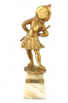 G. Omerth (1895 - 1925) - Escultura francesa, em marfim e bronze patinado de dourado, represe