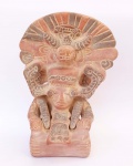 Escultura indígena feira em terracota - Medida: 24 x 18 x 10 cm.